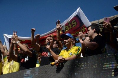 Deputado federal Nikolas Ferreira em manifesta&ccedil;&atilde;o pedindo impeachment de Lula e Moraes -  (crédito: T&uacute;lio Santos/EM/D.A. Press)