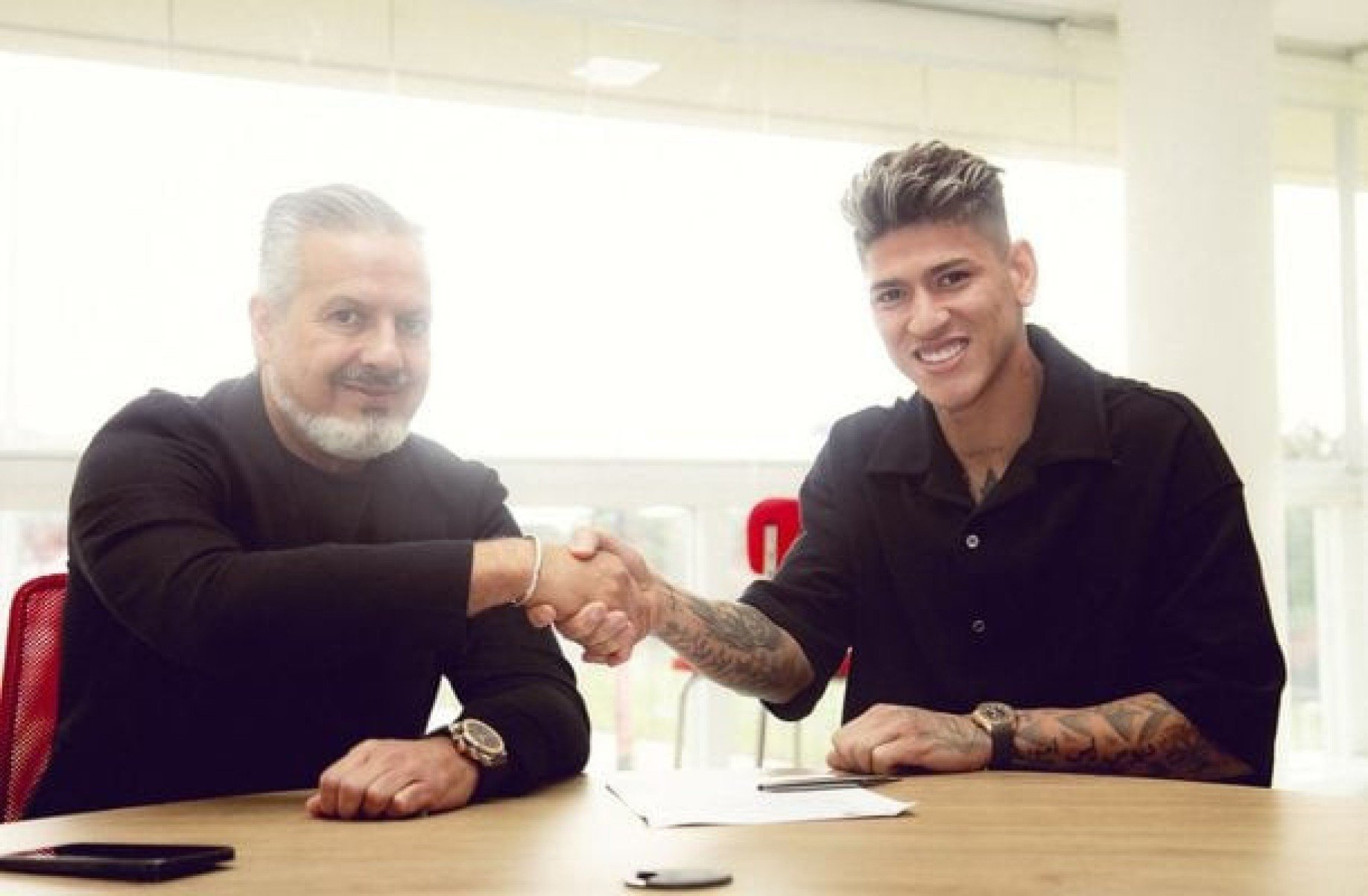 Carrascal revela papo com ex-Palmeiras antes de acerto com Flamengo: ‘Falou super bem do clube’