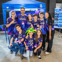 Alunos mineiros criam tapete ecológico capaz de absorver óleo no mar - Luani Borges/Divulgação