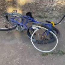 MG: ciclista morre ao bater violentamente em proteção e cair em córrego  - Reprodu&ccedil;&atilde;o