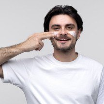Mercado de autocuidado masculino se segmenta por classe e idade, diz estudo -  Andrii Rakov / FreePik