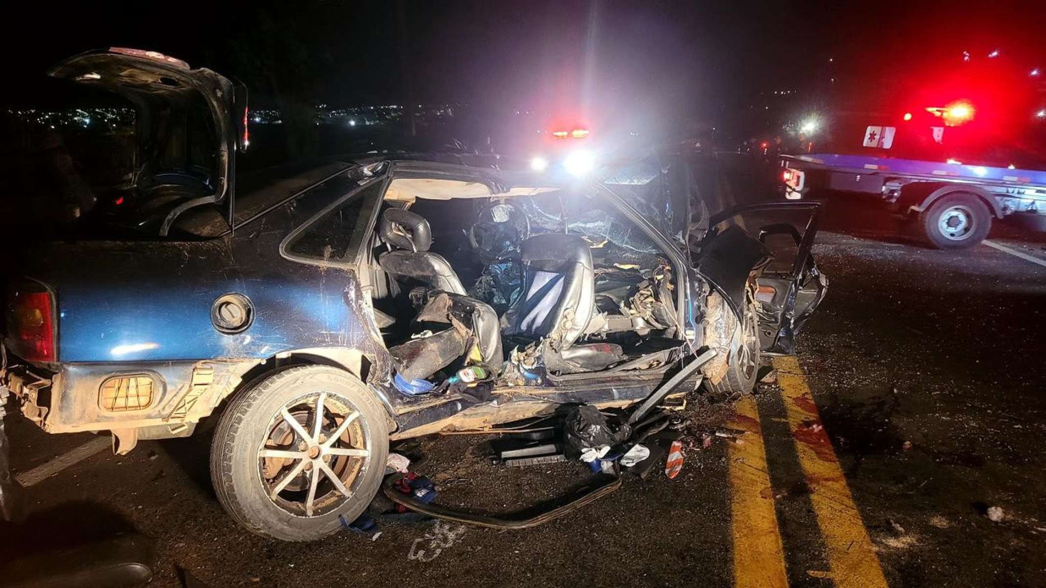 Acidente matou oito pessoas e a única sobrevivente foi uma criança de 12 anos.-Divulgação/Corpo de Bombeiros