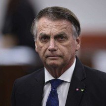 Apoio a Bolsonaro lidera debate nas redes sociais após prisão domiciliar