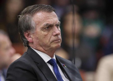 Nova ofensiva de Moraes põe filhos 01, 02 e 03 em cerco a Bolsonaro -  (crédito: Platobr Politica)