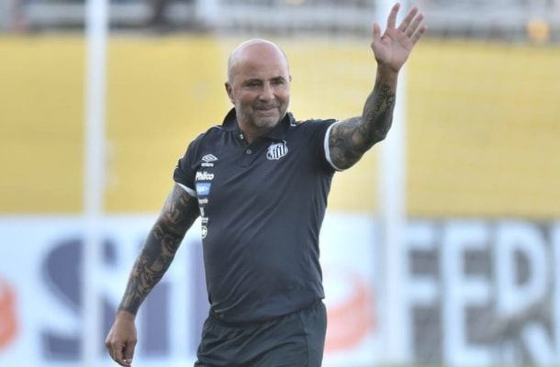 Santos sonda situação de Sampaoli em meio à pressão sobre Cléber Xavier