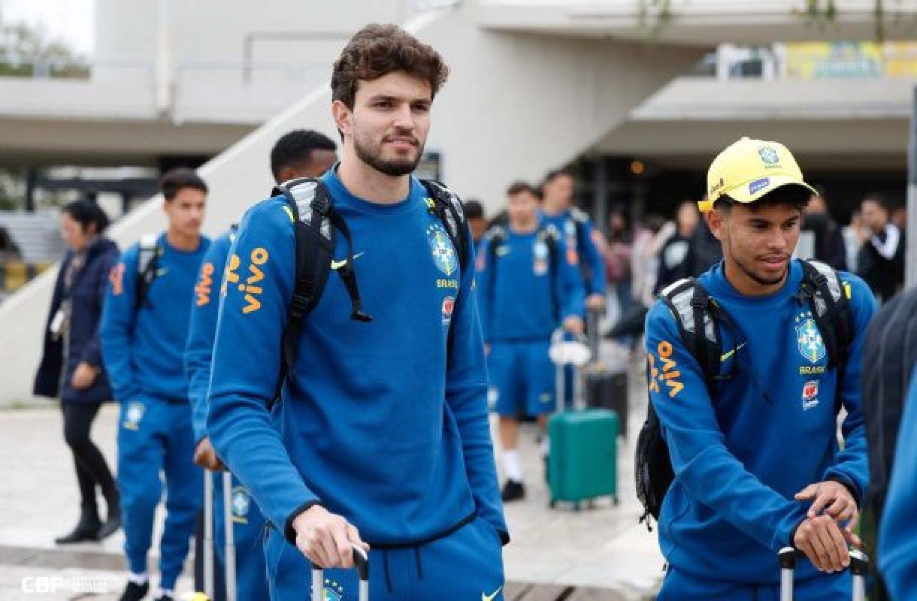 Seleção sub-20 desembarca em Assunção para amistosos contra o Paraguai