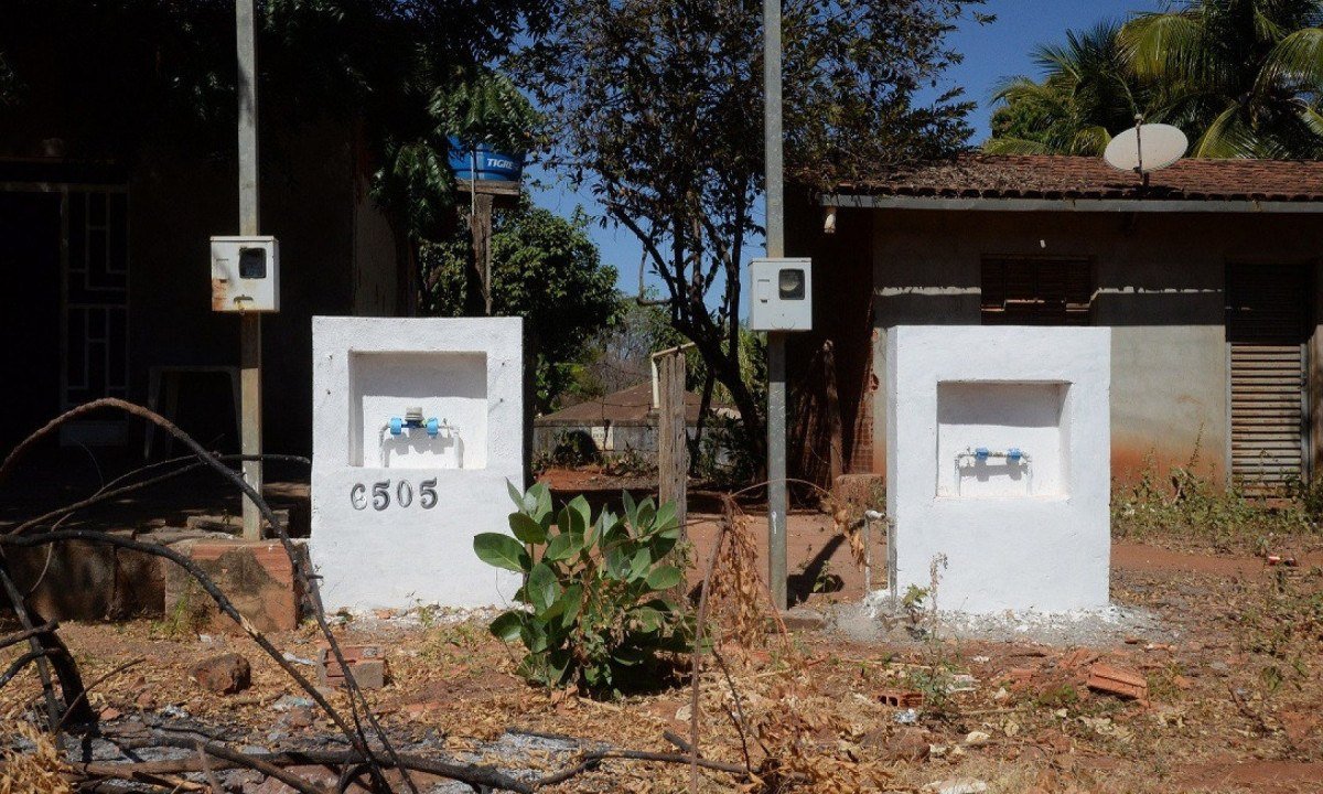 Programa Universaliza Minas, iniciativa de ampliação do acesso a agua tratada em comunidades rurais e áreas vulneráveis do estado. Distrito do Lapão. 