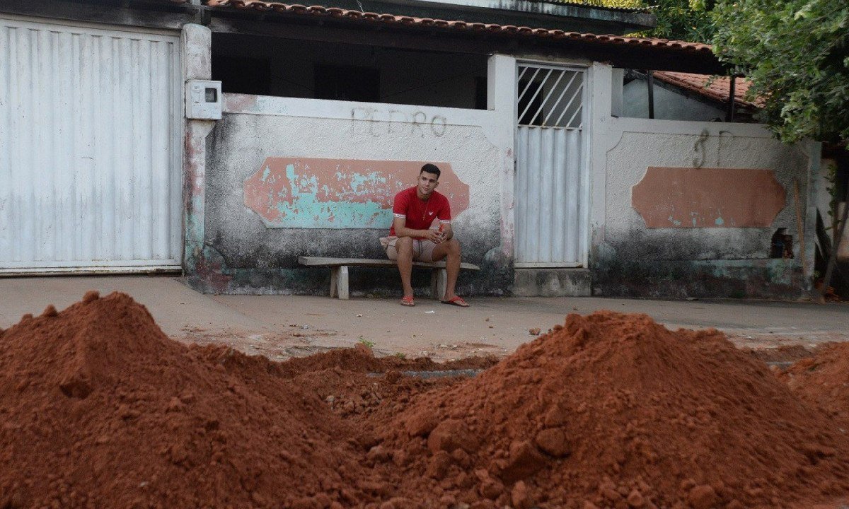Programa Universaliza Minas, iniciativa de ampliação do acesso a agua tratada em comunidades rurais e áreas vulneráveis do estado. Distrito do Lapão. 