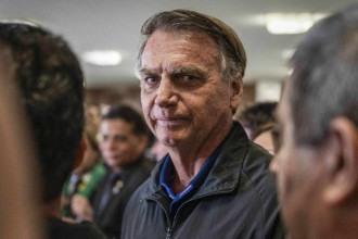 Eduardo xinga Bolsonaro em mensagem: 'Ingrato do car****'