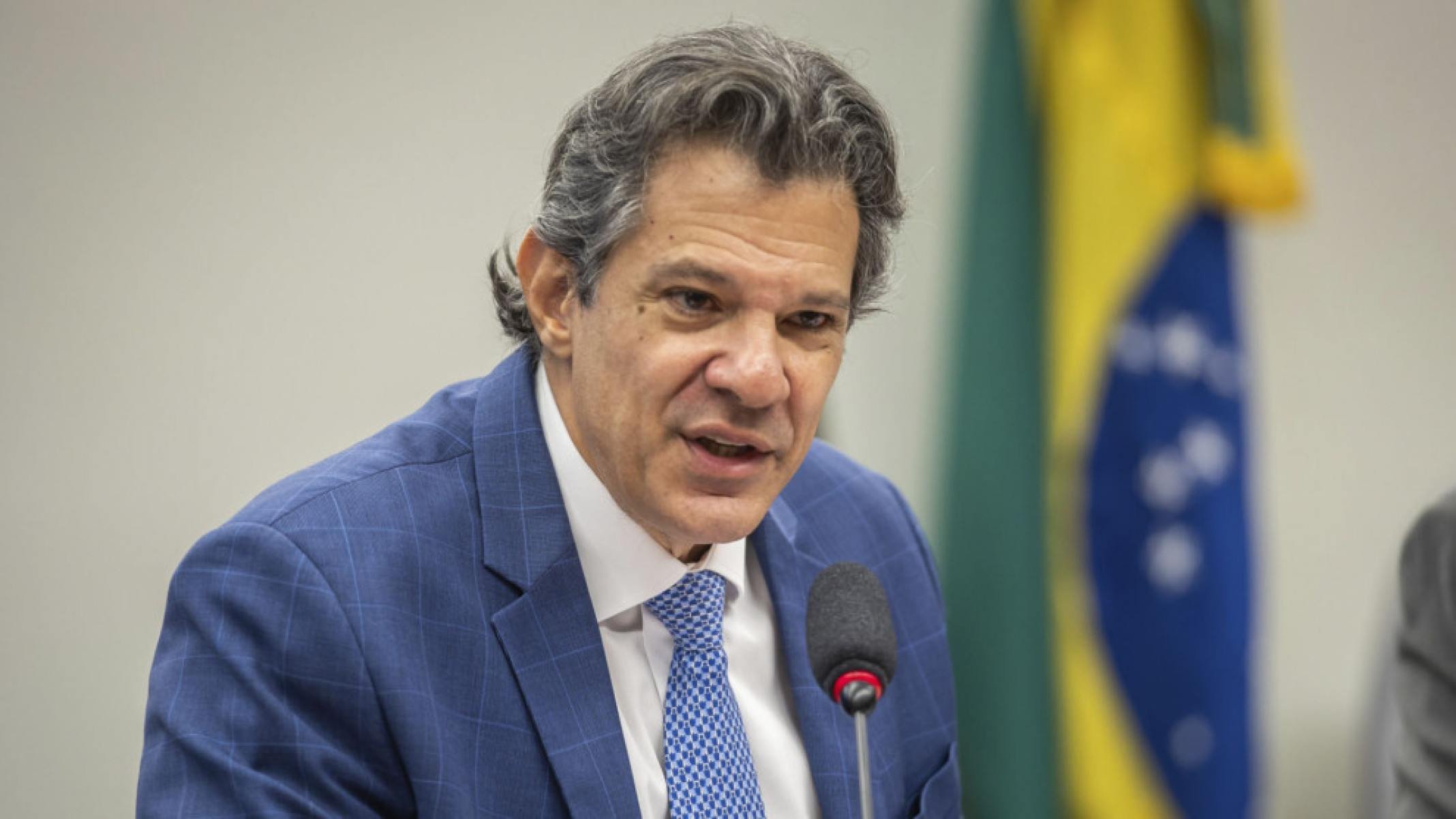Haddad sobre isenção do IR: 'Enfrentar a inaceitável desigualdade' - Platobr Politica