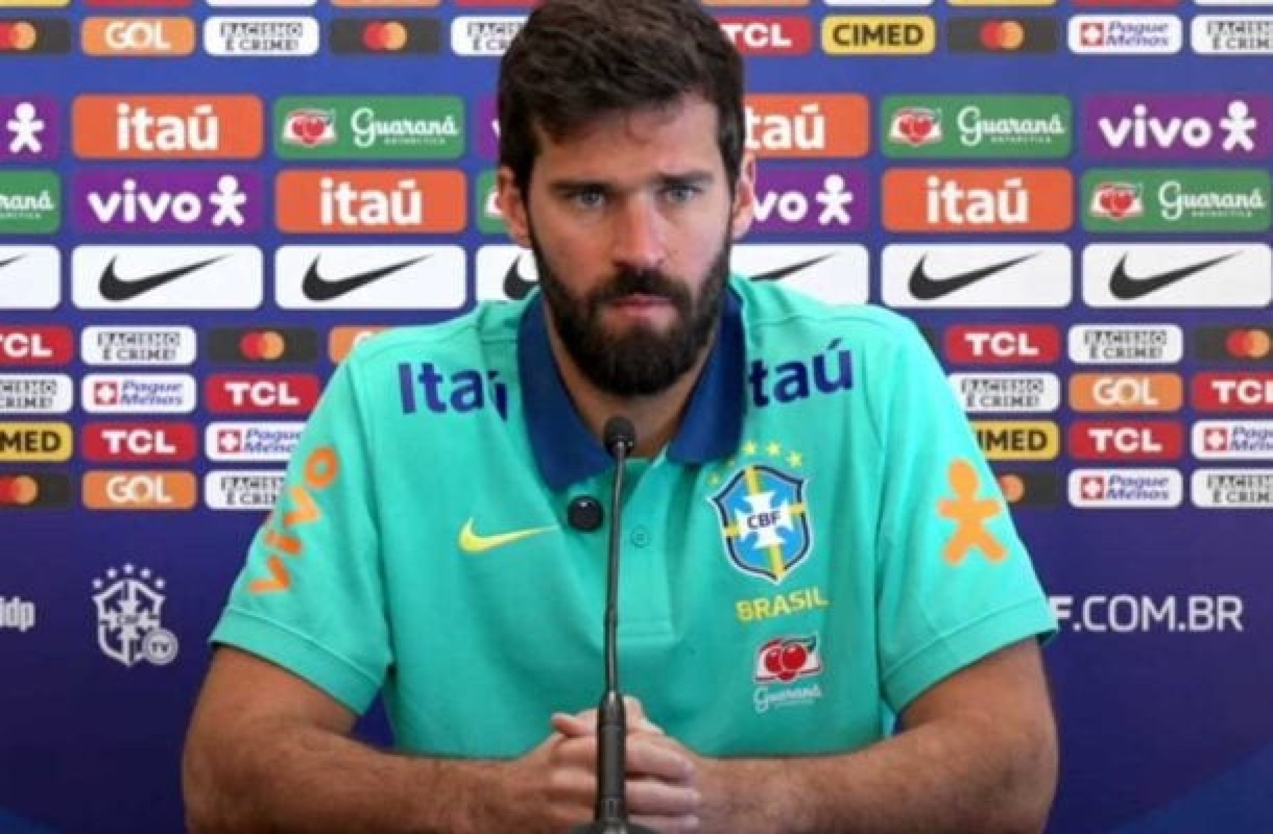 Alisson, goleiro da Seleção, revela que faz graduação em Teologia