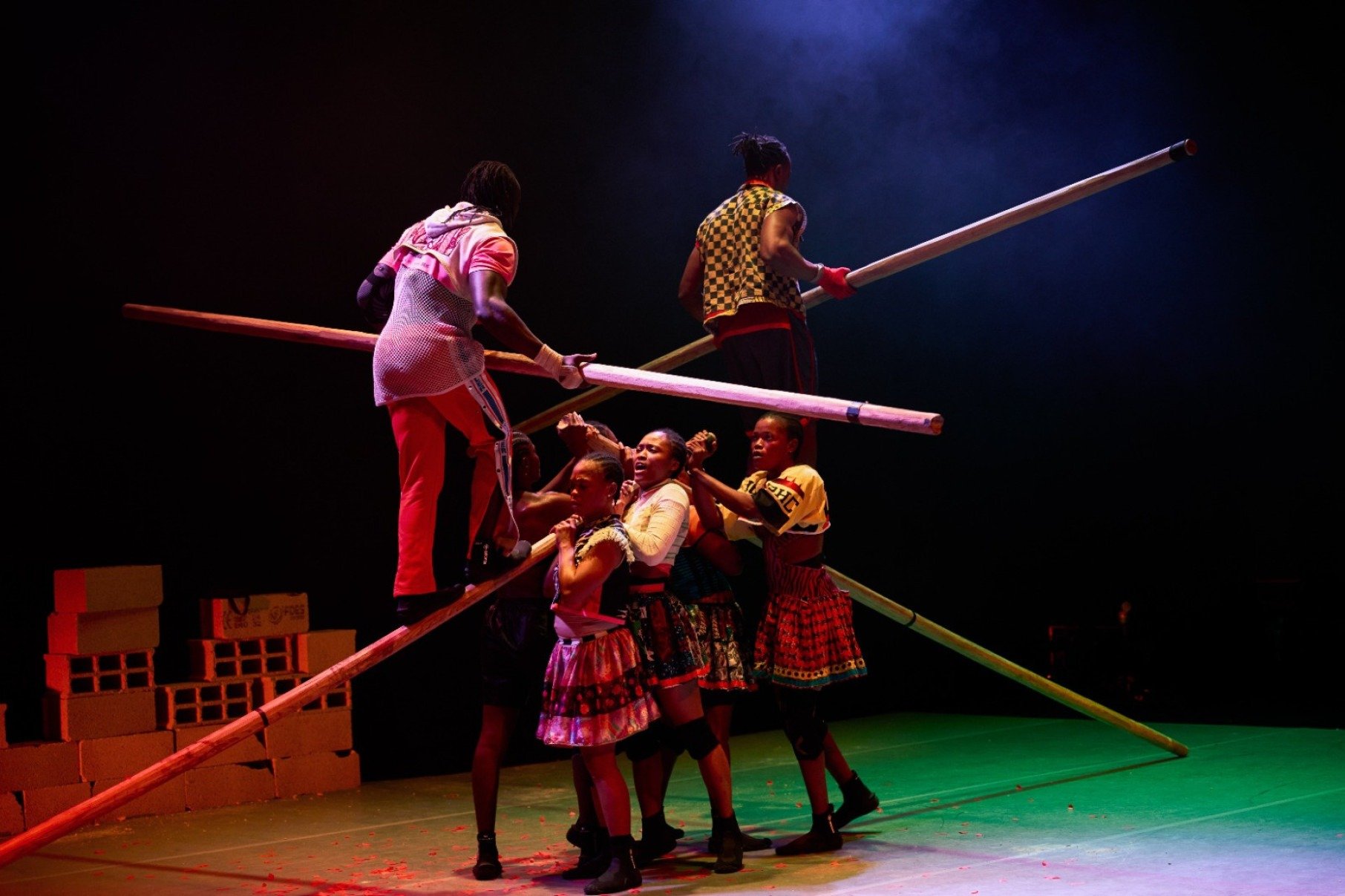 Outra grande atração do festival é 'Yongoyely', da companhia franco-guineense Circus Baobab.-Virgile Saubouraud/Divulgação