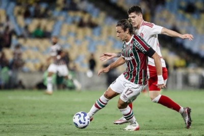 Em um jogo de muita transpiração e pouca inspiração, o Fluminense empatou com o Internacional por 1 a 1, nesta quarta-feira (6), no Maracanã, e garantiu a vaga nas quartas de final da Copa do Brasil. Veja como o Jogada10 avaliou o desempenho dos tricolores! - Foto: Lucas Merçon/Fluminense -  (crédito: Lucas Merçon/Fluminense)