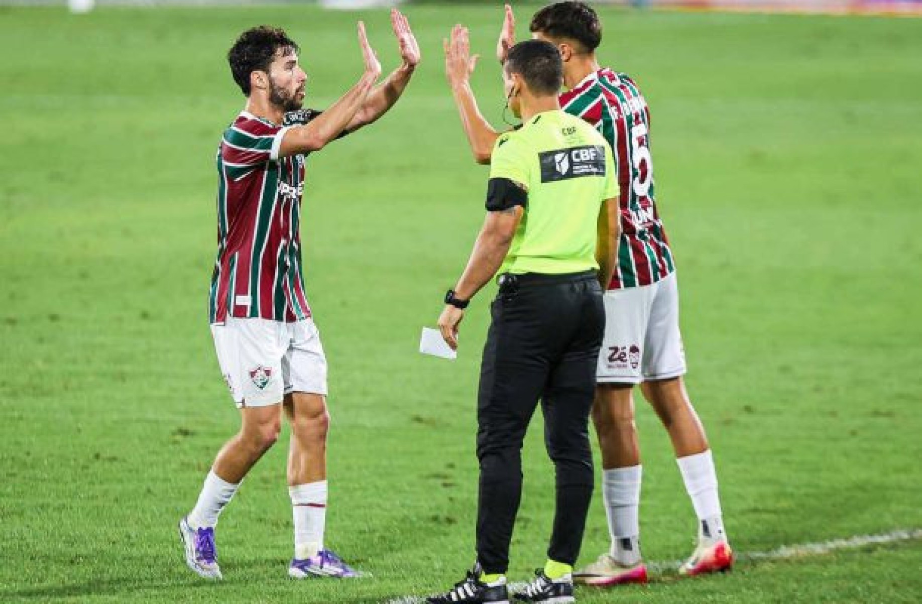 Martinelli exalta torcida do Fluminense após classificação Martinelli exalta torcida do Fluminense após classificação