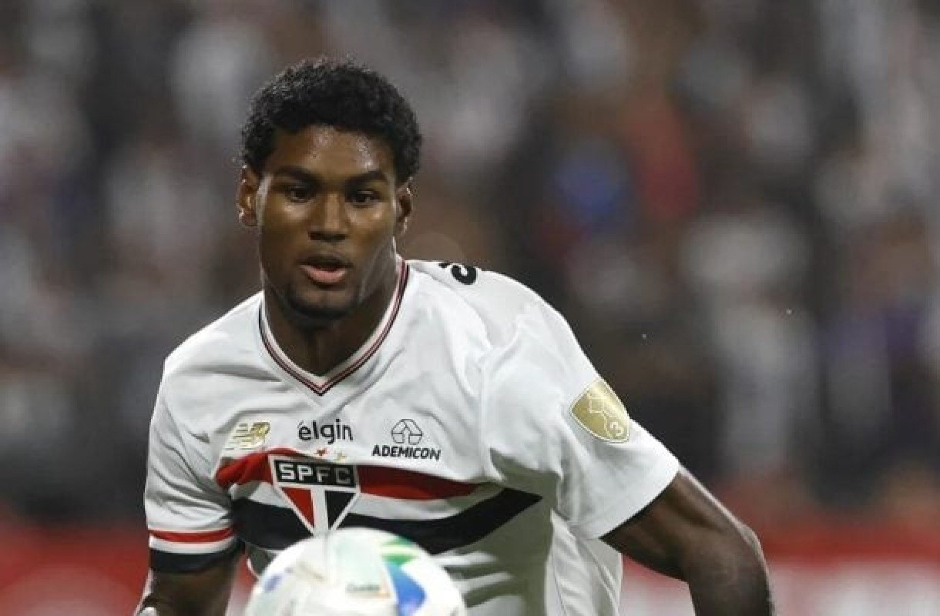 São Paulo encaminha venda de Lucas Ferreira ao Shakhtar por R$ 50 milhões