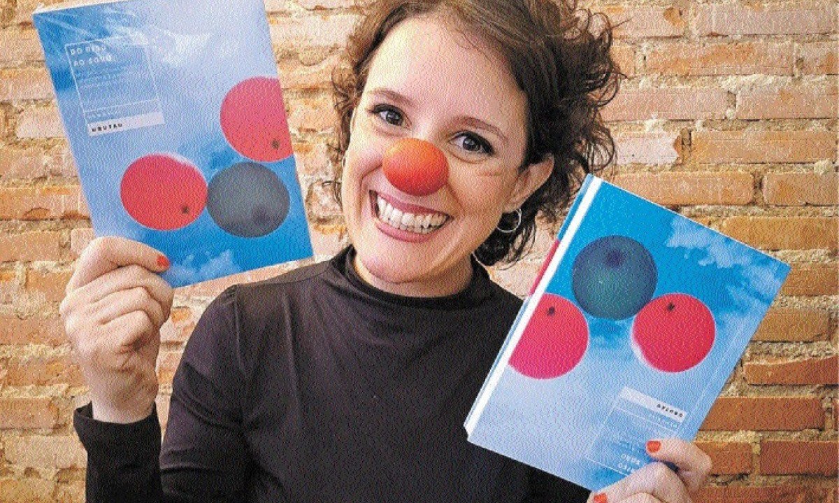 Tereza dá vida a Guadalupe e vivencia histórias de luta em alas pediátricas e adultas de instituições públicas de saúde -  (crédito: Arquivo pessoal )