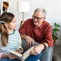 Geração de pais 60+ ressignifica o envelhecimento no Brasil - FreePik