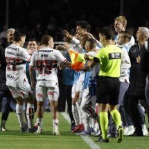 Atuações do São Paulo contra o Vitória: postura incisiva dá triunfo ao Tricolor - Rubens Chiri / São Paulo FC