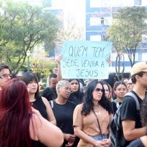 Jovens cristãos fazem evento de oração na Praça da Liberdade neste sábado - Marcos Vieira/EM/D.A Press