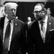 Conselheiro de Trump: 'Não vou parar até Bolsonaro estar livre' - Jason Miller/Instagram/Reprodução