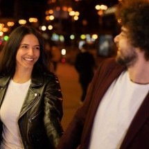 Bebida e criptomoedas: hobbies masculinos que mulheres não acham atraentes - FreePik