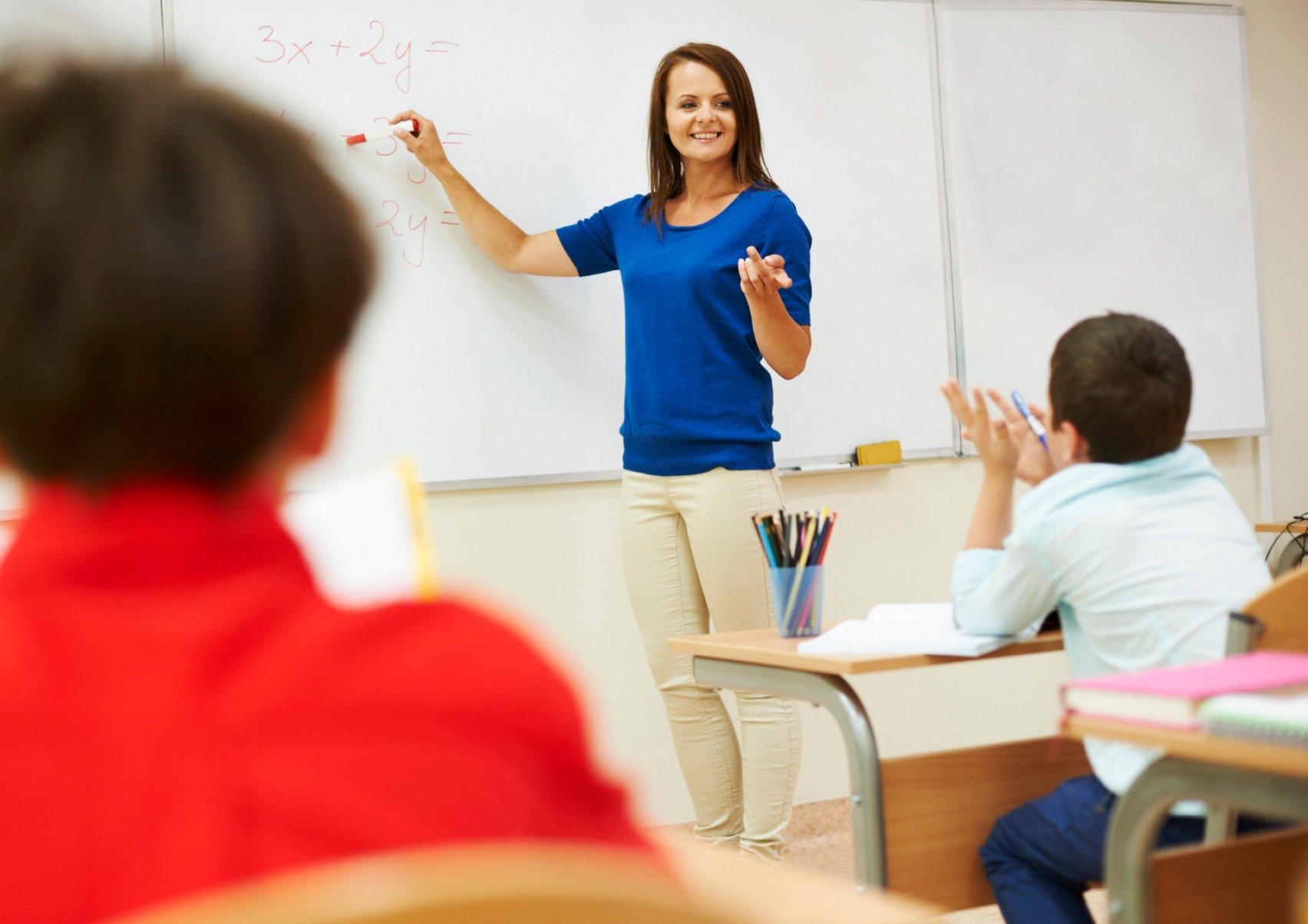 Faculdade Focus facilita nova graduação para professores - DINO