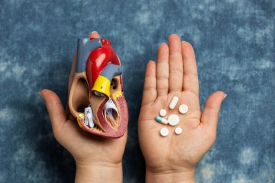 Antes de pensar em medicações, é importante adquirir hábitos saudáveis, como atividade física e alimentação -  (crédito: FreePik)