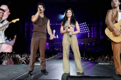 Demi Lovato e os Jonas Brothers dividiram o palco novamente -  (crédito: Reprodução/Redes Sociais)
