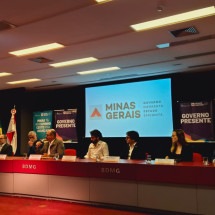 Simões cobra da ALMG aprovação de projetos sobre federalização das estatais