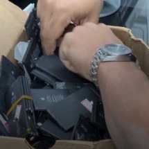 Polícia recupera celulares roubados em lojas de Belo Horizonte - Reprodução
