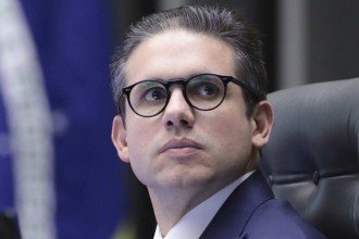 Em revés para a oposição, foro privilegiado e anistia ficam fora da pauta da Câmara