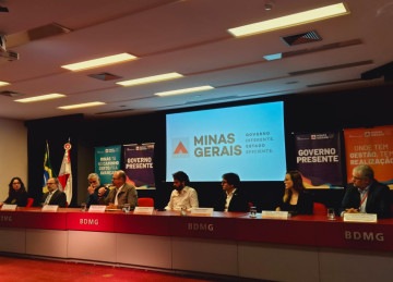 Vice-governador Mateus Simões e Comitê Gestor do Propag em coletiva no BDMG -  (crédito: Jair Amaral/EM/D.A.Press)