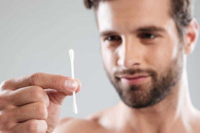 A cera de ouvido não é inimiga, pelo contrário, é uma defesa natural do corpo. O problema está no excesso ou no acúmulo que causa sintomas -  (crédito: Freepik)