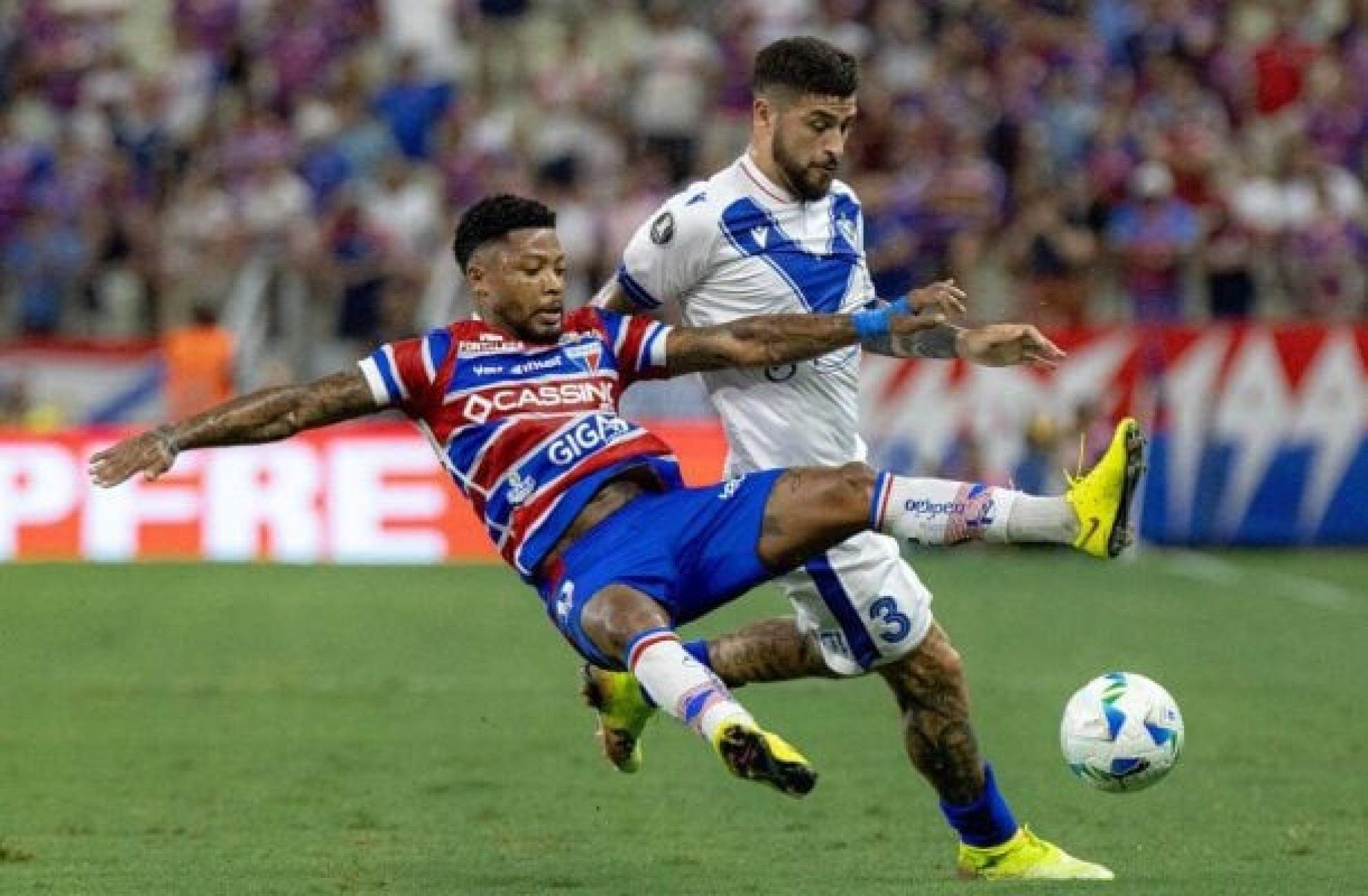 Fortaleza não consegue furar retranca e só empata em casa com o Vélez pela Libertadores