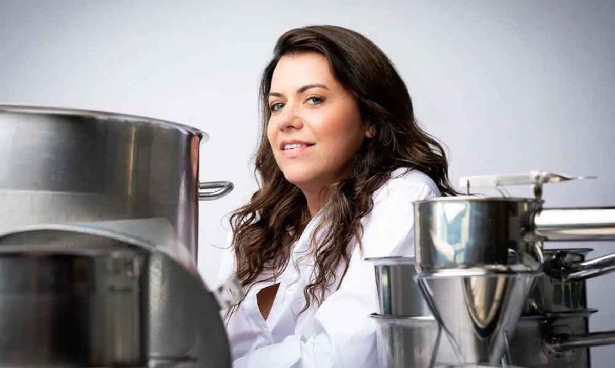 Janaína Torres, a melhor chef mulher do mundo - (crédito: Marcus Steinmeyer/Divulgação) Janaína Torres, a melhor chef mulher do mundo - (crédito: Marcus Steinmeyer/Divulgação)