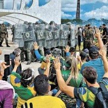 Filme 'No céu da pátria nesse instante' estreia hoje no Belas Artes - O2 Play/Divulgação