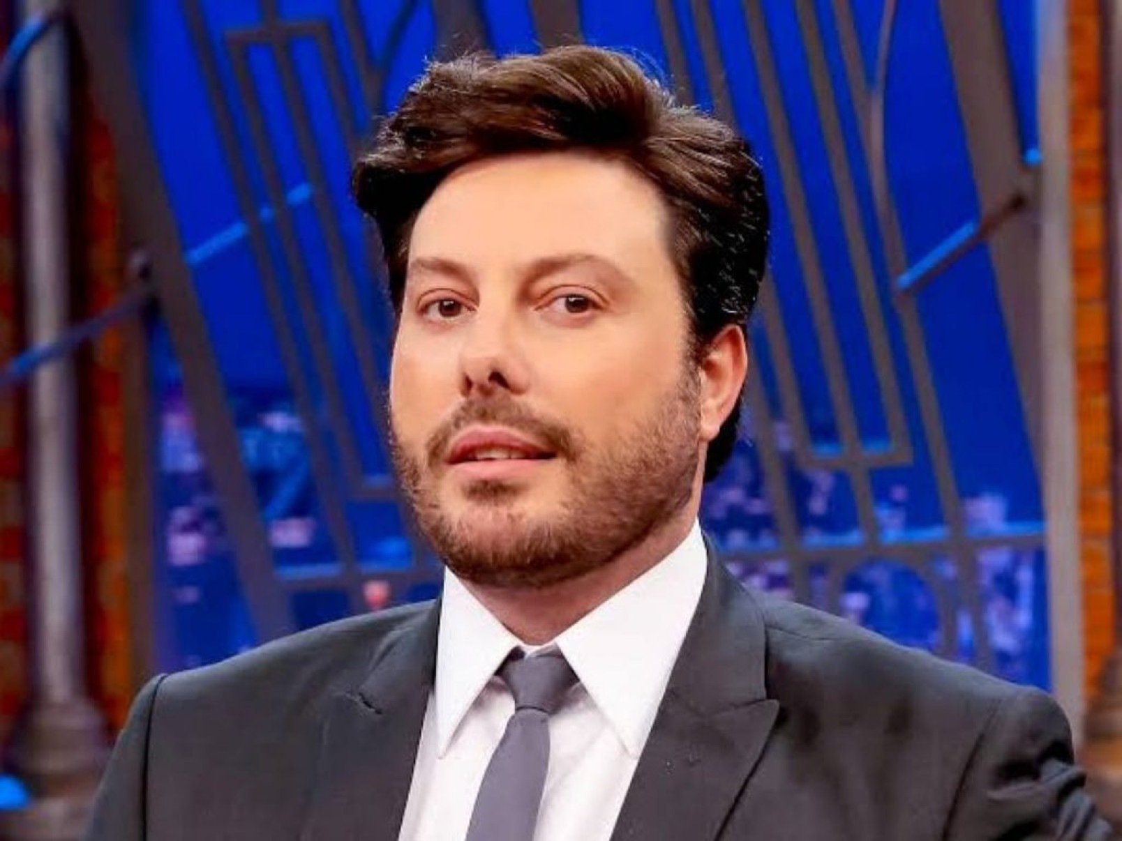 Gentili para os Bolsonaro: Eduardo é 