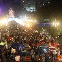 Festa da Luz atrai multidão ao 'Baixo Centro' de BH - Marcos Vieira/EM/D.A.Press