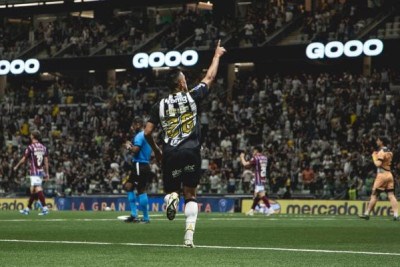 O Atlético sofreu mas conseguiu a vitória graças a Cuello e Hulk. Veja como o Jogada10 avaliou as atuações dos jogadores do Galo - Foto: Pedro Souza / Atlético -  (crédito: Pedro Souza / Atlético)