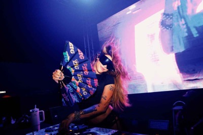 Pabllo Vittar começou a discotecar em casa, como hobby, mas o projeto cresceu e se transformou em um tributo à liberdade -  (crédito: Gabriel Renné/Divulgação)
