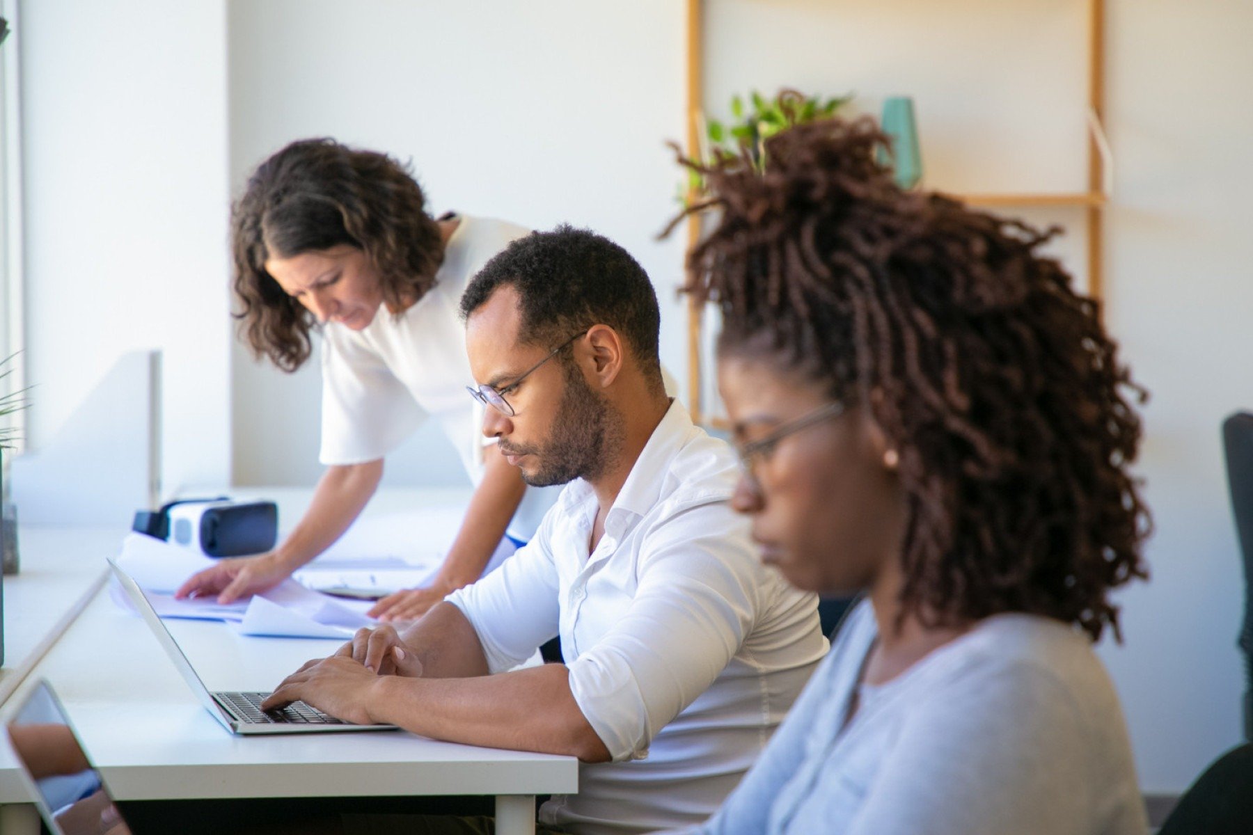 Bom Dia RH discute como a inovação está transformando a educação corporativa
 - DINO