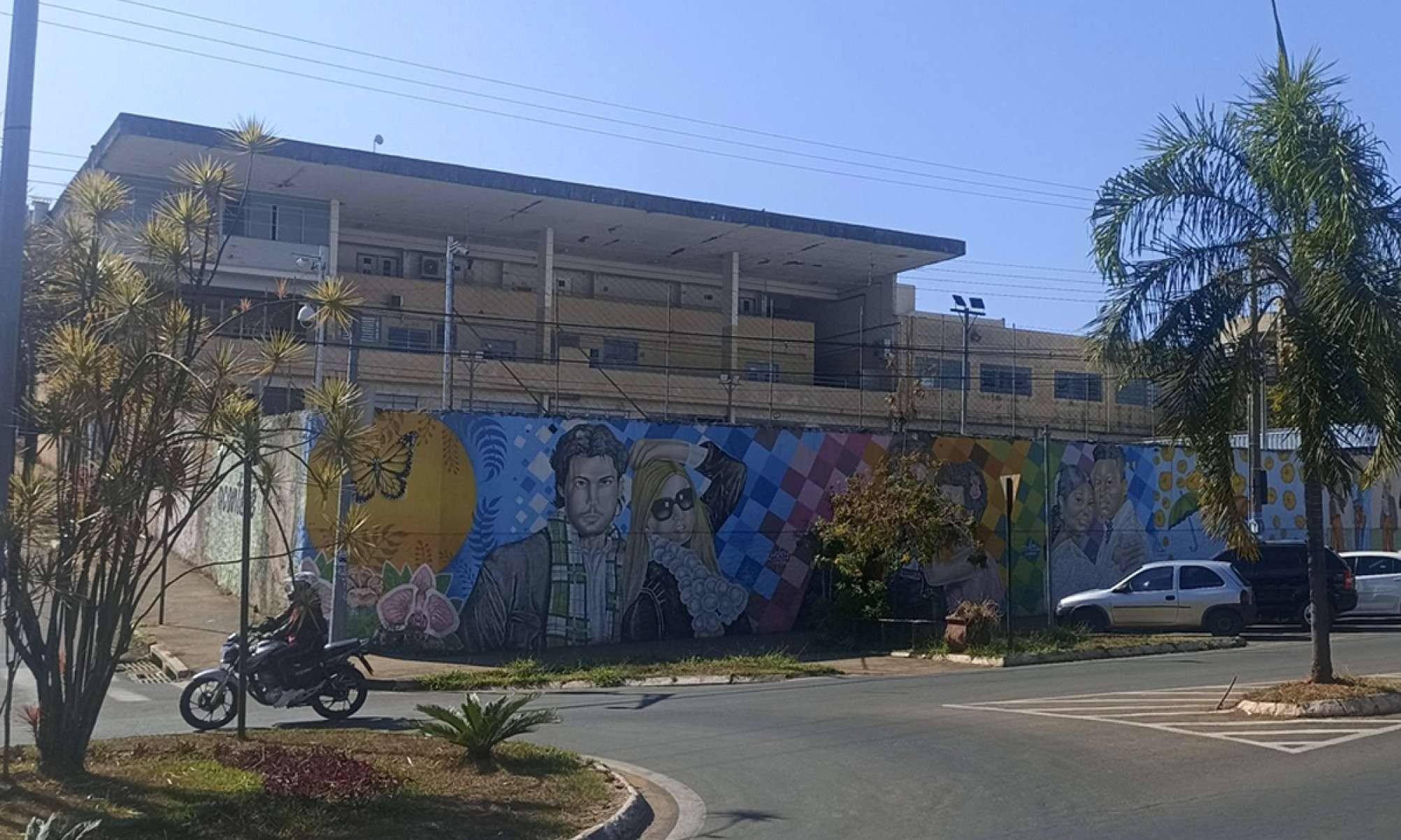 Prédio da Uemg avaliado em R$ 12 milhões vai a leilão - Uemg Passos/Divulga&ccedil;&atilde;o