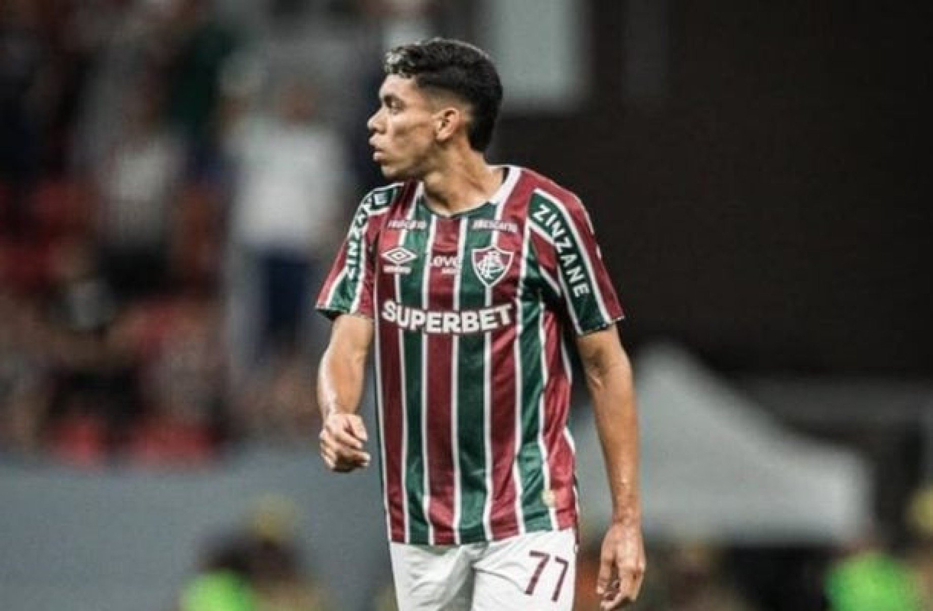 Fluminense anuncia saída de atacante