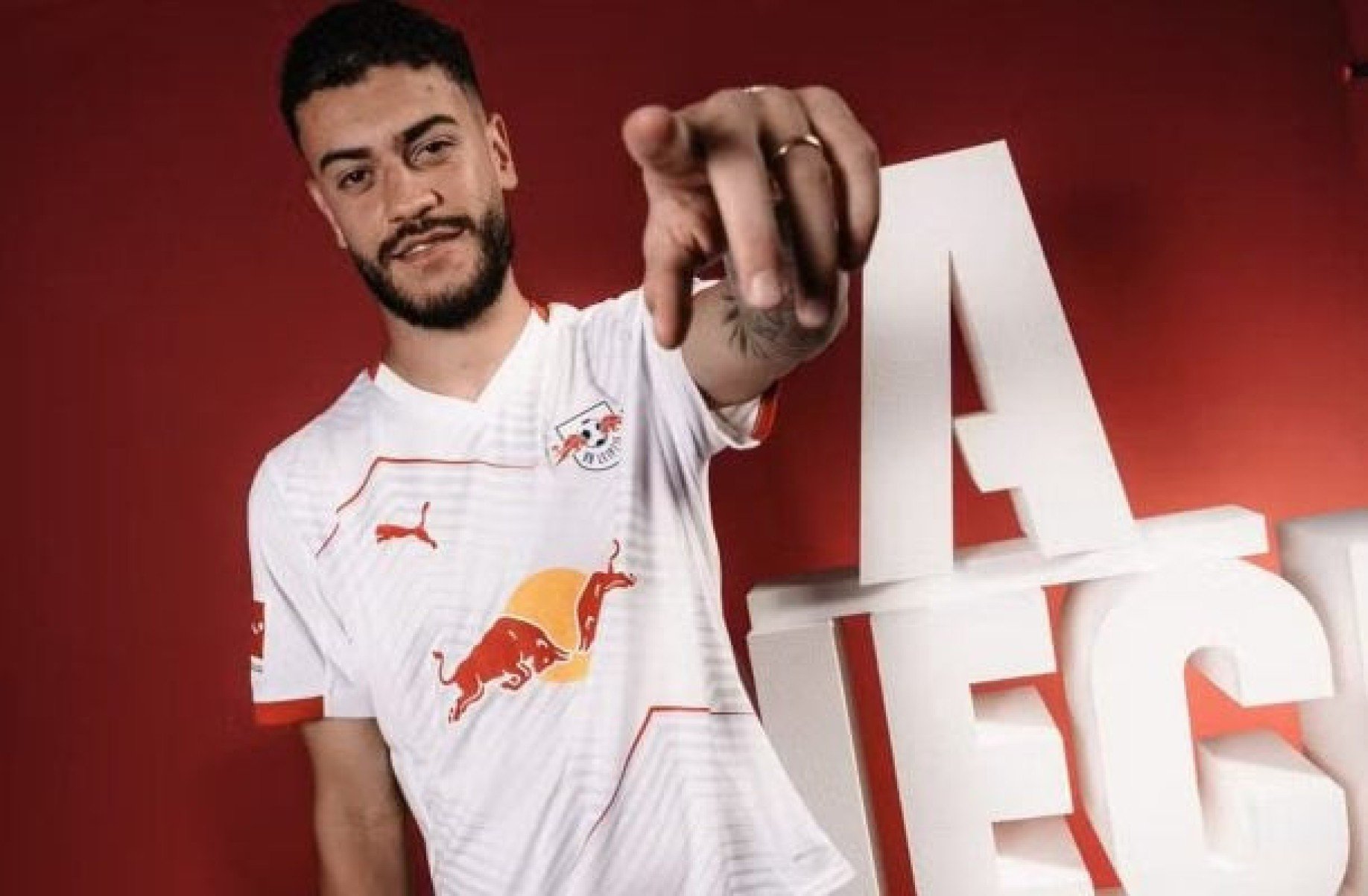 RB Leipzig paga 20 milhões de euros pelo atacante Rômulo, ex-Athletico