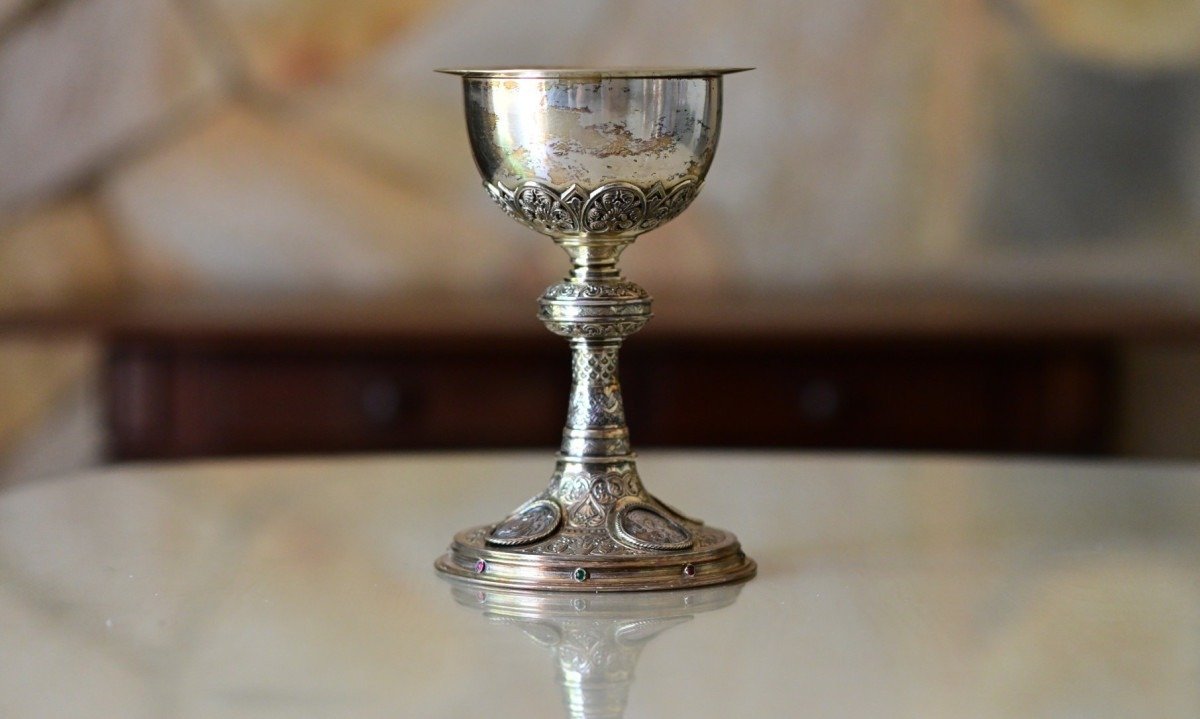 Cálice utilizado pelo papa João Paulo II durante a missa realizada em BH, em 1980