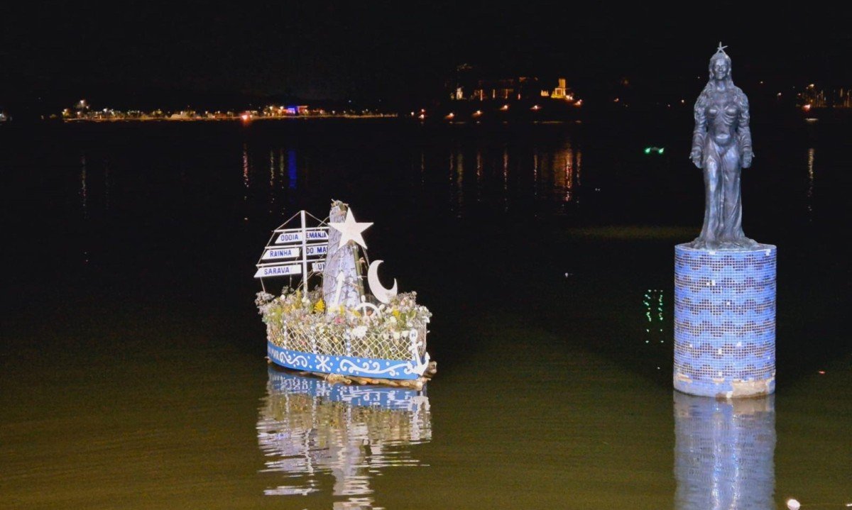 70ª Festa de Iemanjá enche a orla da Pampulha de batuques, oferendas e celebrações à Rainha do Mar-Jair Amaral/EM/D.A Press