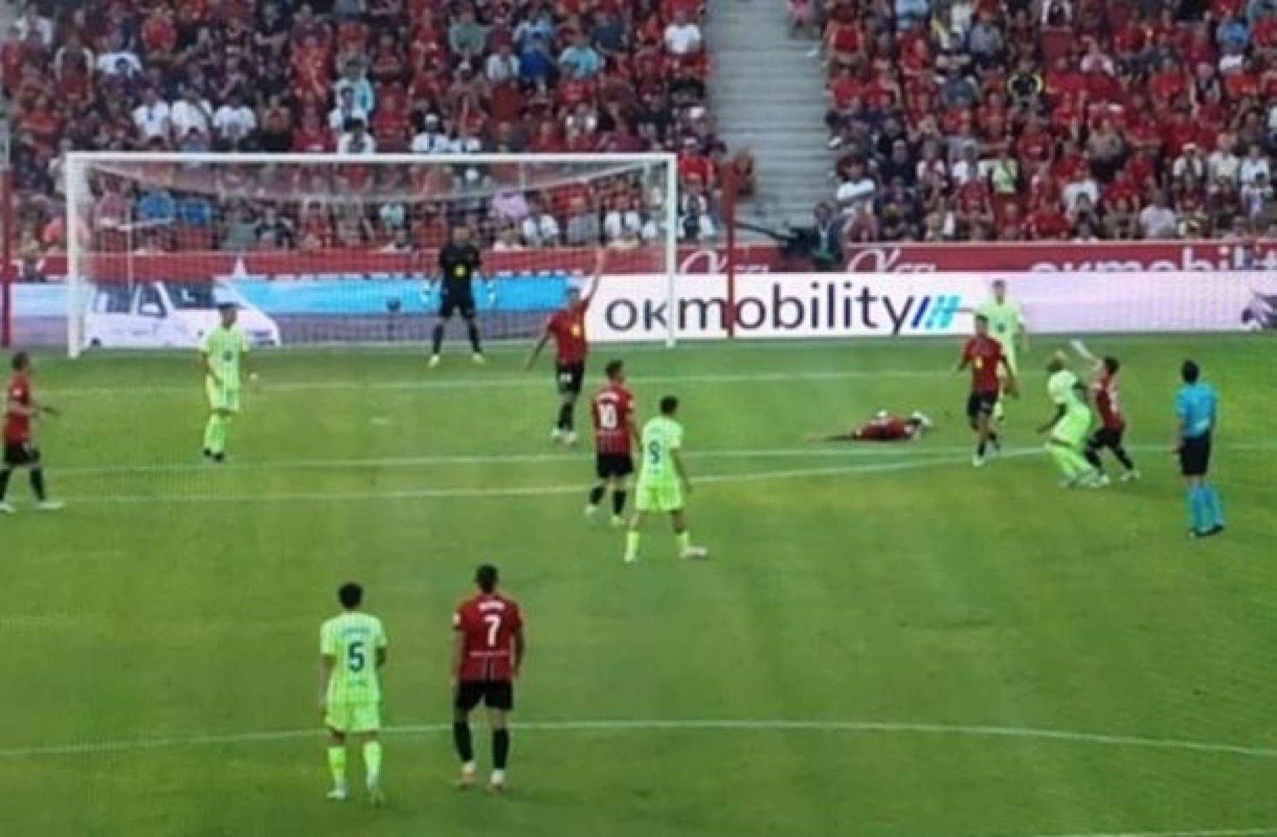 Campeonato Espanhol já na 1ª rodada tem gol polêmico do Barcelona