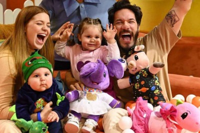 Viih Tube e Eliezer com os filhos, Lua e Ravi -  (crédito: Reprodução / Instagram)