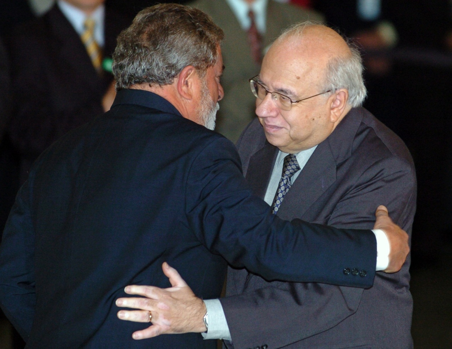 Luis Fernando Verissimo recebeu do presidente Luiz Inácio Lula da Silva, em 2005, condecoração post-mortem concedida a seu pai, o escritor Erico Verissimo (1905-1975)-Jose Varella/Reprodução