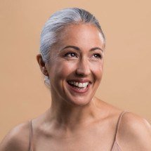 Pele jovem aos 60 requer escolhas conscientes ao longo da vida: entenda - FreePik
